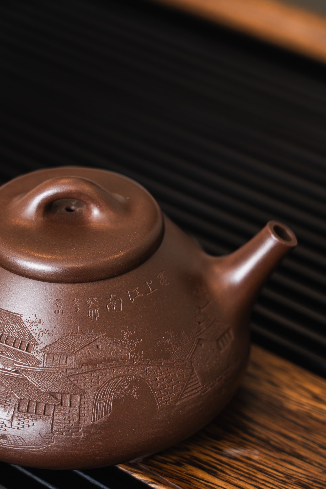 江南水鄉｜精品浮雕刻繪紫砂茶壺Jiangnan Water Town Zisha Teapot