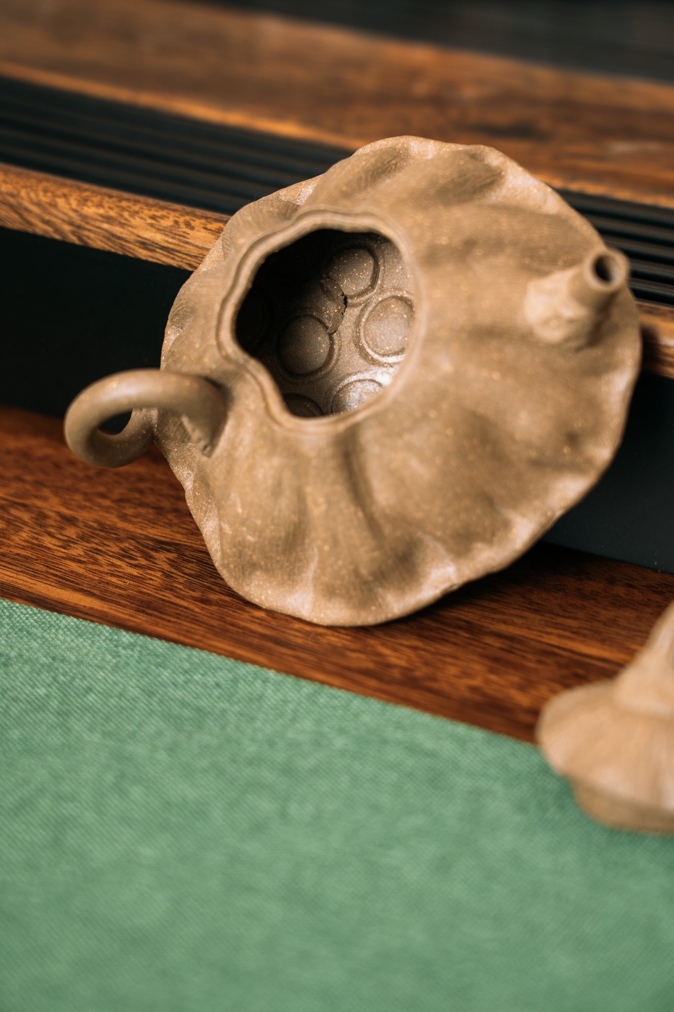 蓮靜｜段泥小品壺 Still Lotus Teapot Duanni Artisan Teapot
